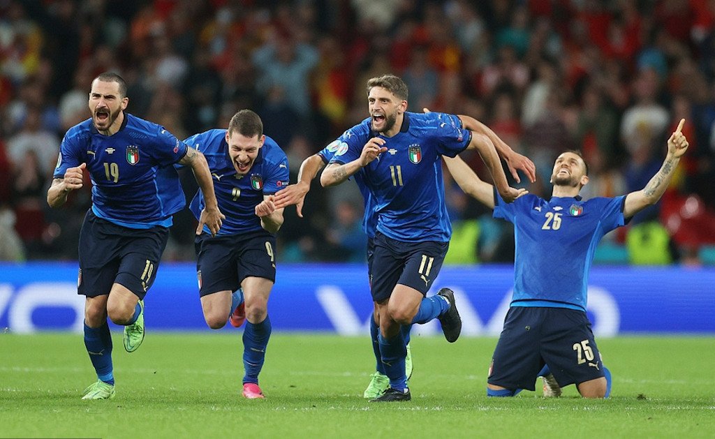 意大利在殘酷的點球大戰勝西班牙晉級決賽